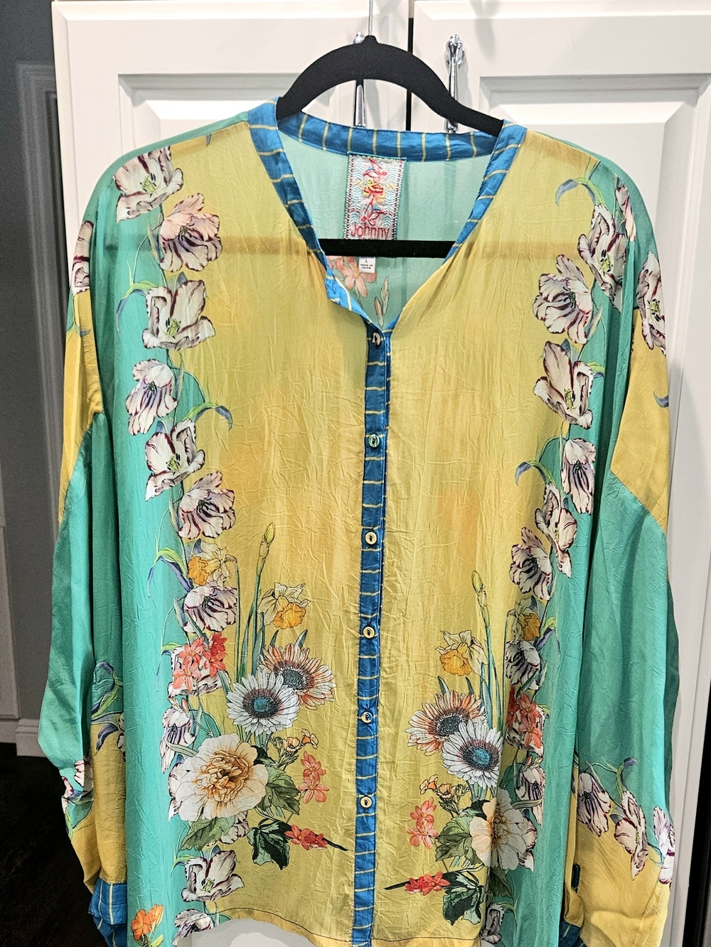 Johnny Was Floral Button-Front Silk  Colorful Tunic in 💛🧡💚💙